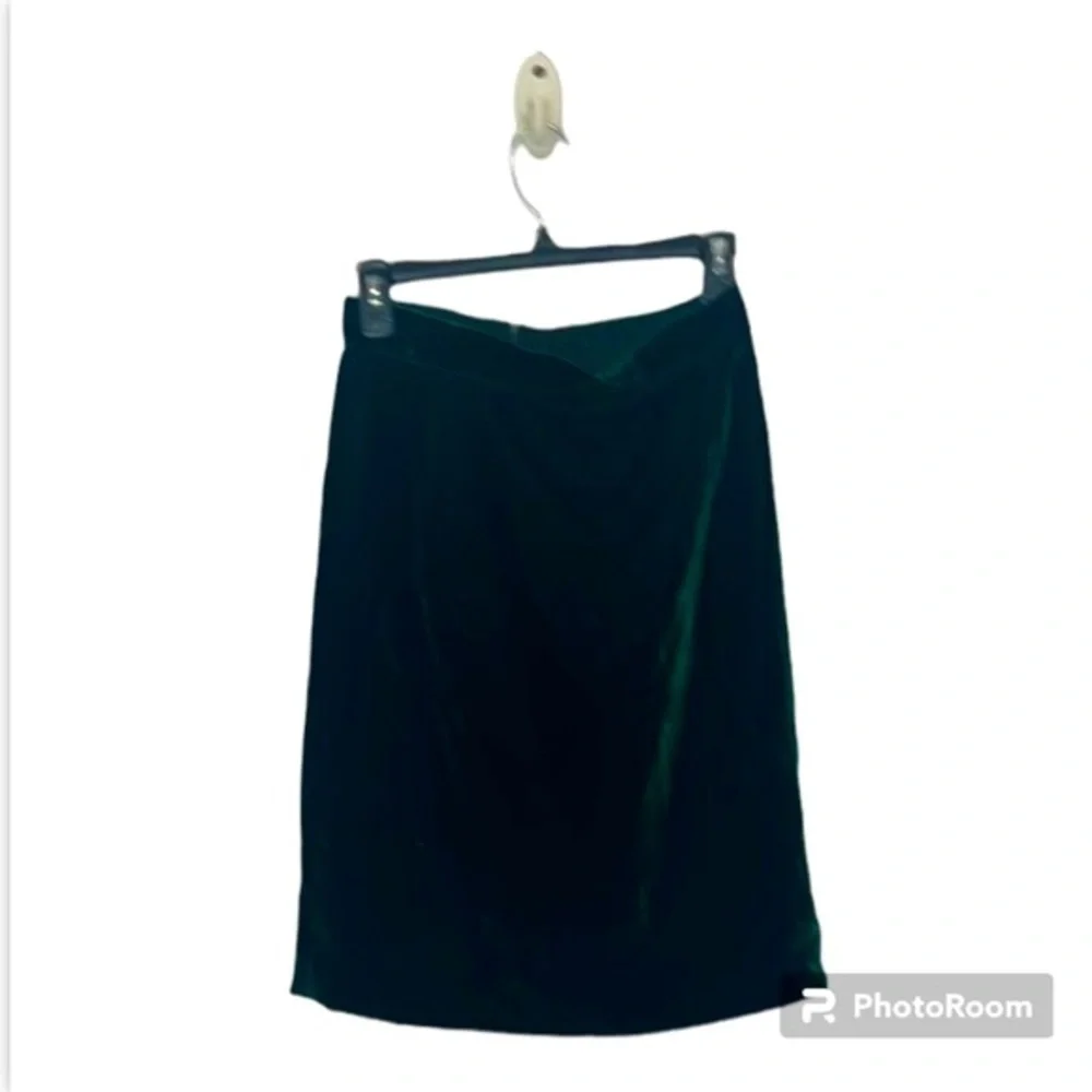 NOT FOR SALE DOLCE & GABANA green velvet midi skirt size 42 - Picture 1 of 14